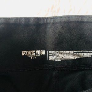 PINK Victoria's Secret Pants - VS PINK Leggings PINK Victoria's Secret Pants - VS PINK Leggings